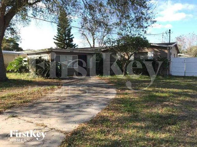 2316 E  Colby Ln, Tampa, FL 33612