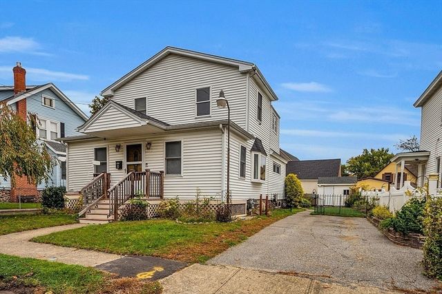27 Orchard St, Lowell, MA 01854