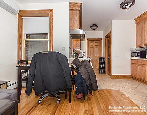 16 S  Russell St   #1, Boston, MA 02114