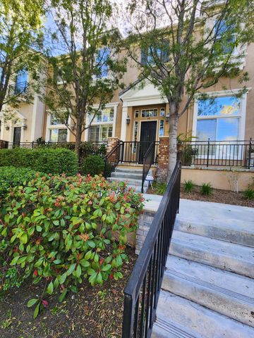 26848 Marina Point Ln #48, Santa Clarita, CA 91355