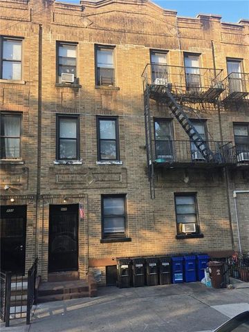 946 54th St, Brooklyn, NY 11219