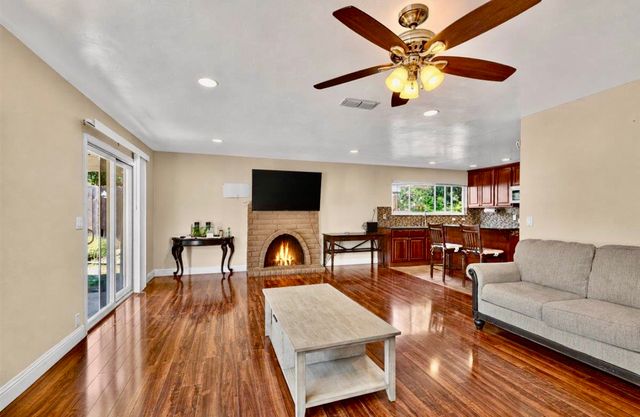 4073 Farmer Way, North Highlands, CA 95660