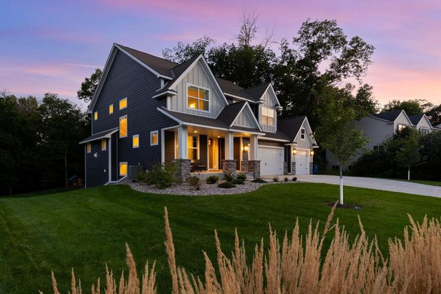 16957 Valley Rd, Eden Prairie, MN 55347