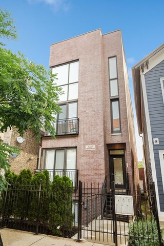 1233 N  Bosworth Ave #2, Chicago, IL 60642