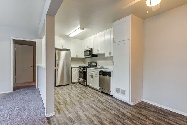 13400 Elsworth St #1-140, Moreno Valley, CA 92553