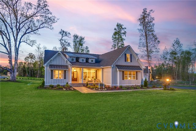 10 Kennington Pkwy N, Aylett, VA 23009