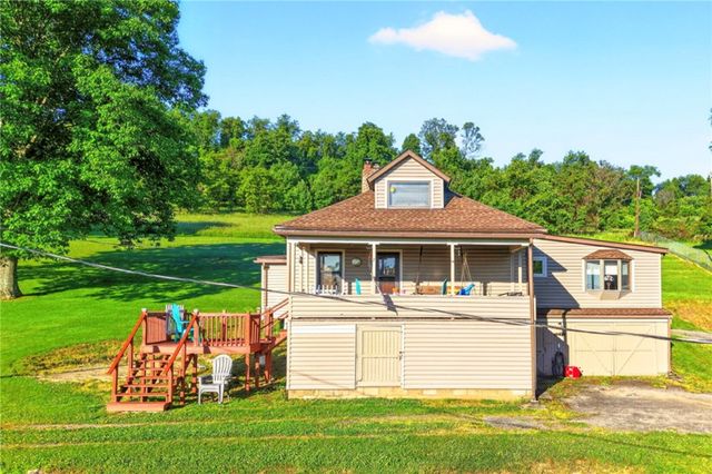 2774 Schwirian Dr, Elizabeth, PA 15037