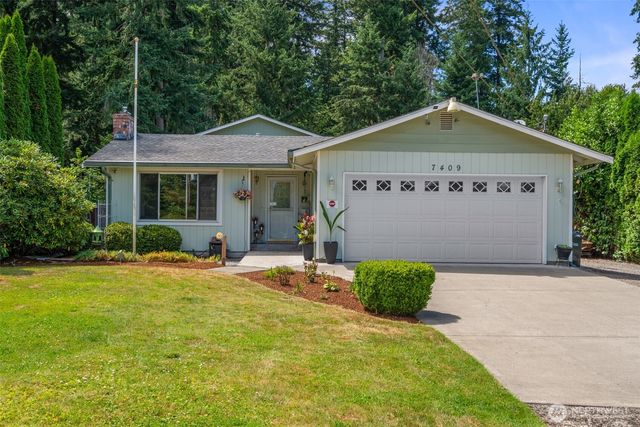 7409 207th Avenue E, Bonney Lake, WA 98391
