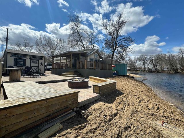 134 River Dr, Tolley, ND 58787