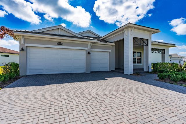 8580 SW Cantante Way, Port Saint Lucie, FL 34987