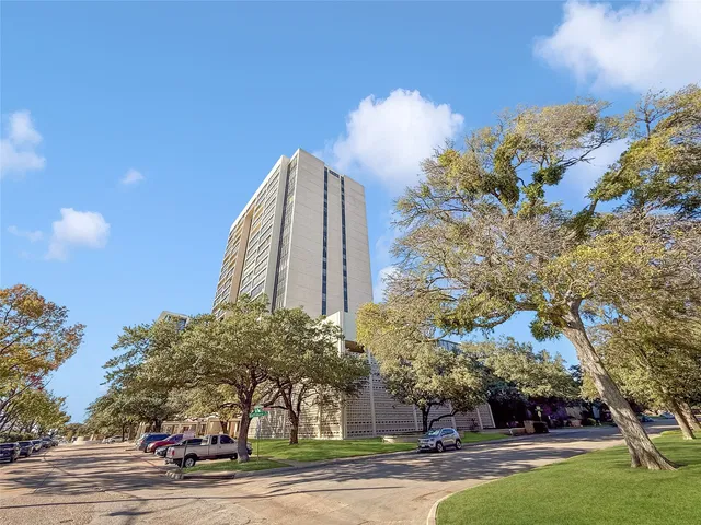 6335 W  Northwest Hwy #1815, Dallas, TX 75225