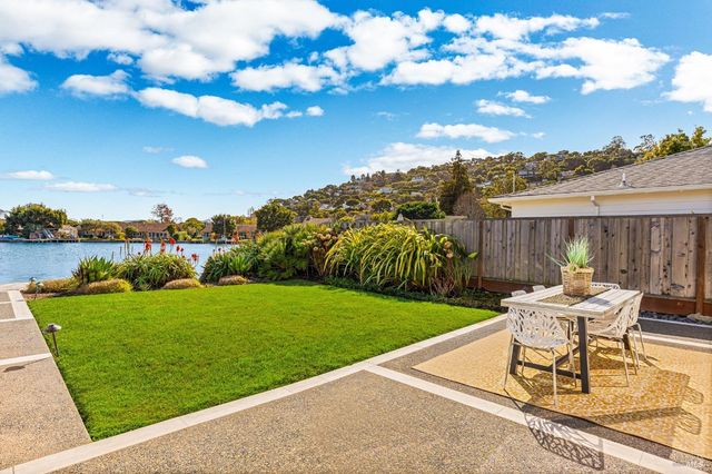 13 Leeward Rd, Belvedere Tiburon, CA 94920