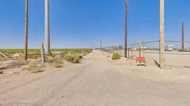 1024 N  Pyote Ave, Wink, TX 79789