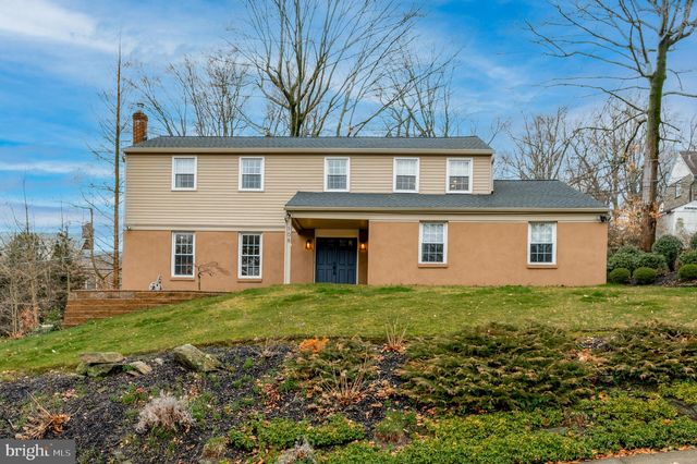 108 Old Forest Rd, Wynnewood, PA 19096