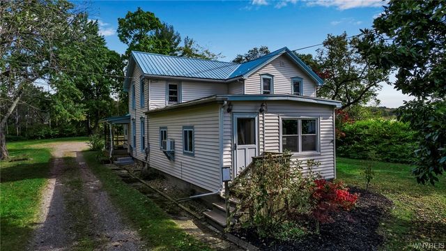 10757 Gowanda State Rd, North Collins, NY 14111