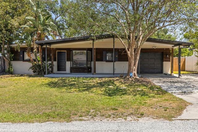 8721 N  Whittier St, Tampa, FL 33617