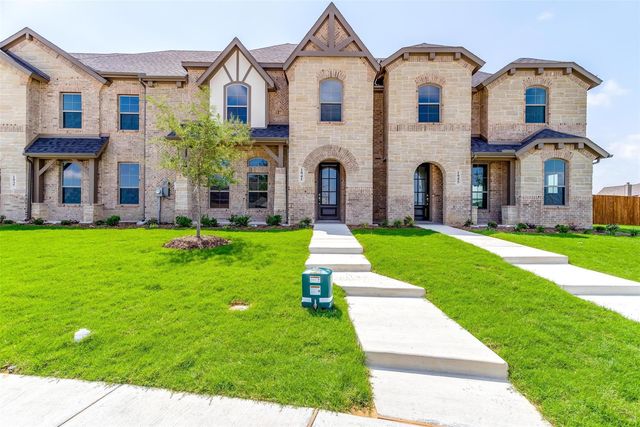 811 Homeplace Cir, Mansfield, TX 76063