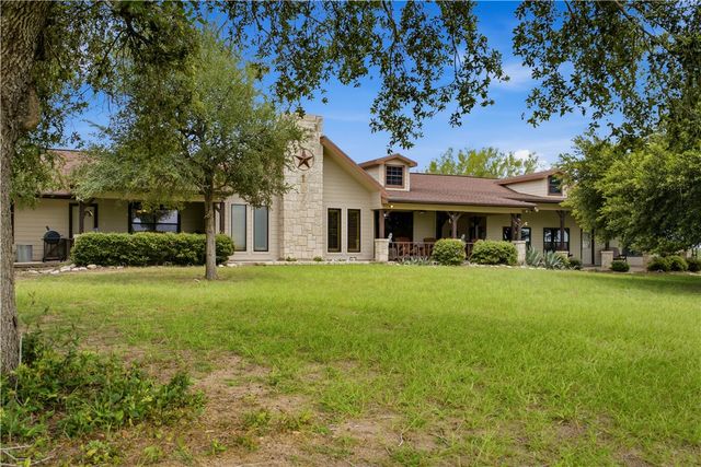 560 FM 624, George West, TX 78022