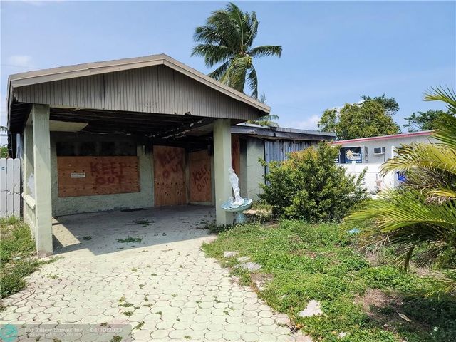 2807 NW 4th Ct, Pompano Beach, FL 33069