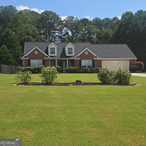 1227 Alex Dr, Winder, GA 30680