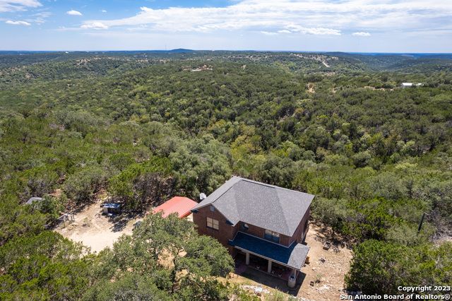 178 Timber Hill, Pipe Creek, TX 78063