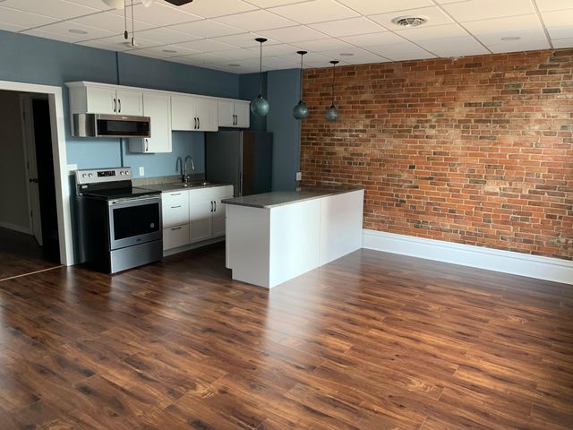 107 N  Court St #B, Ottumwa, IA 52501