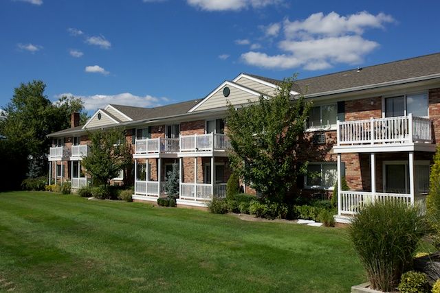 20 W  Shore Rd #a669b5d10, Oakdale, NY 11769