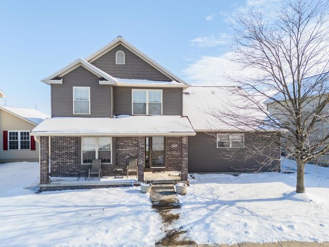 1646 Belclare Rd, Normal, IL 61761