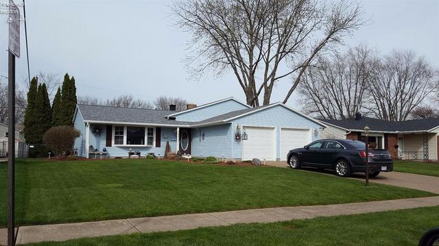 2909 Pease Ln, Sandusky, OH 44870
