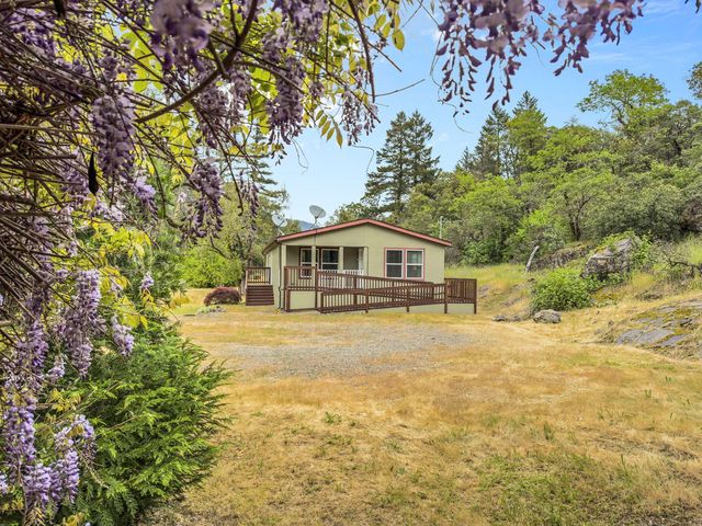 282 W  Pearch Creek Rd, Orleans, CA 95556