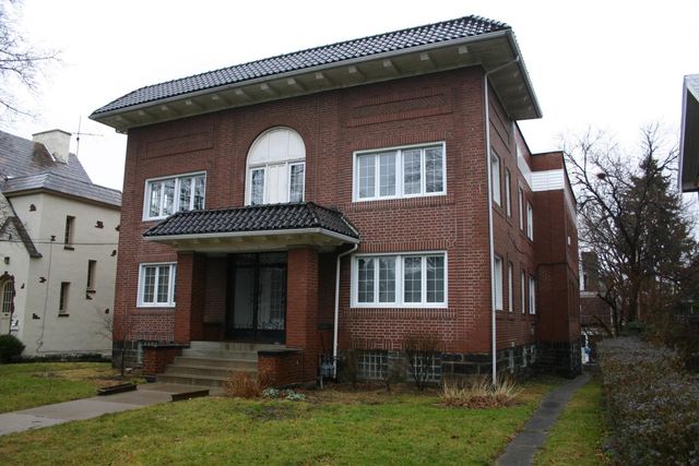 6921 Meade St, Pittsburgh, PA 15208