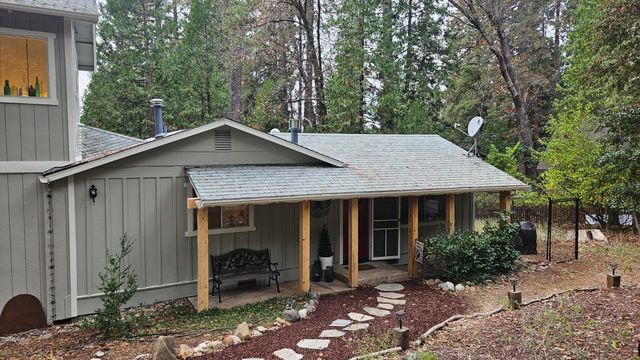 12609 Valley View Rd, Nevada City, CA 95959