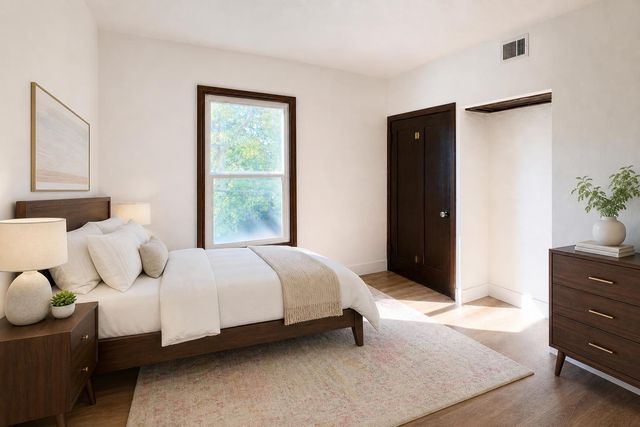 2555 Virginia St #201, Berkeley, CA 94709