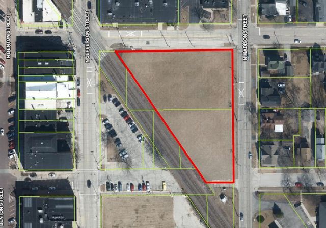 200 E  Judd St, Woodstock, IL 60098