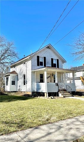 129 Middle St, Wellington, OH 44090