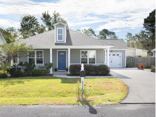 Address Not Disclosed, Southport, NC 28461