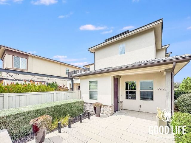2912 Starry Night Dr, Escondido, CA 92029