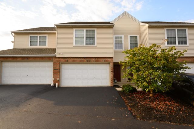 2312 Slater Hill Ln E, York, PA 17406