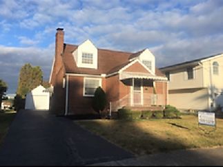 832 Lawrence Ave, Girard, OH 44420