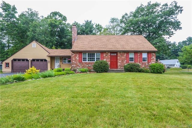 29 Eastgate Ln, Enfield, CT 06082