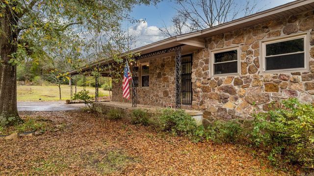 88 Patton Rd, Wooster, AR 72181