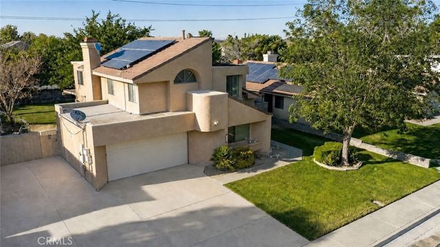 3649 Kim Ct, Lancaster, CA 93536