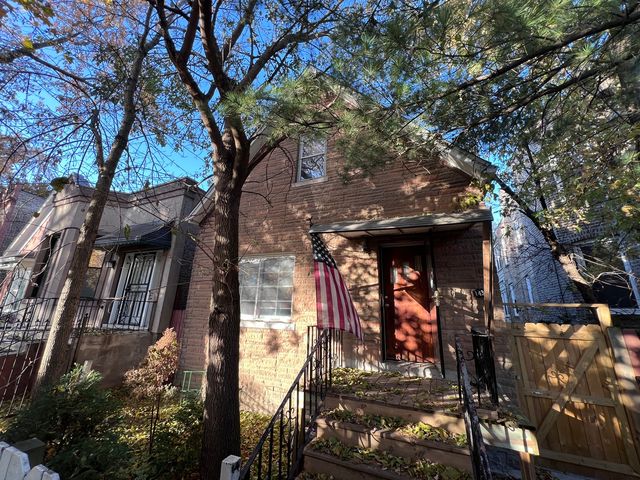 1430 N  Avers Ave, Chicago, IL 60651