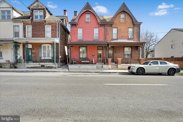 1108 Walnut St, Lebanon, PA 17042