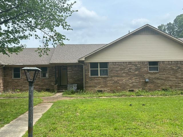 420 2nd St, Conway, AR 72032