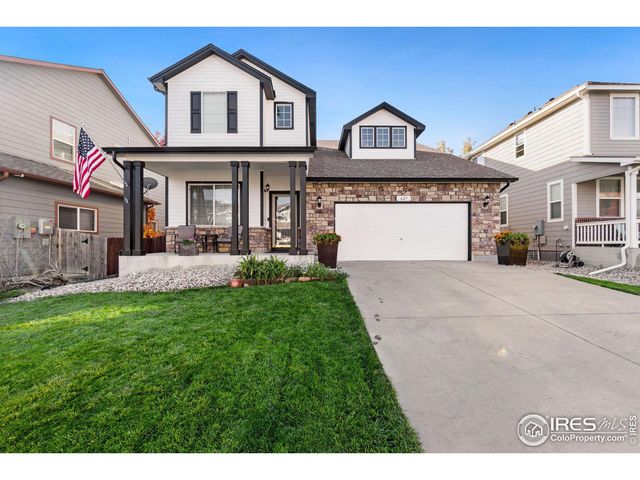 627 Peyton Dr, Fort Collins, CO 80525