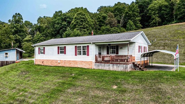 2661 Daybrook Rd, Fairview, WV 26570