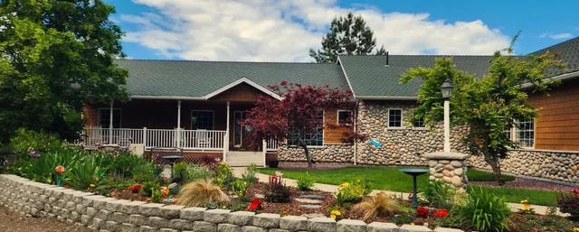 1661 N  25th Hwy, Evans, WA 99126