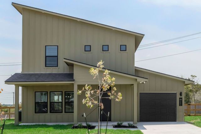 3001 Alpha Wolf Ct, College Station, TX 77845