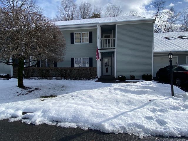 506 Country Side Rd, Greenfield, MA 01301